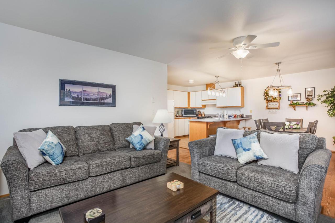 Walk To Downtown * 6 Guests * Pets * A/C! * No Stairs! Apartment Leavenworth Exterior foto